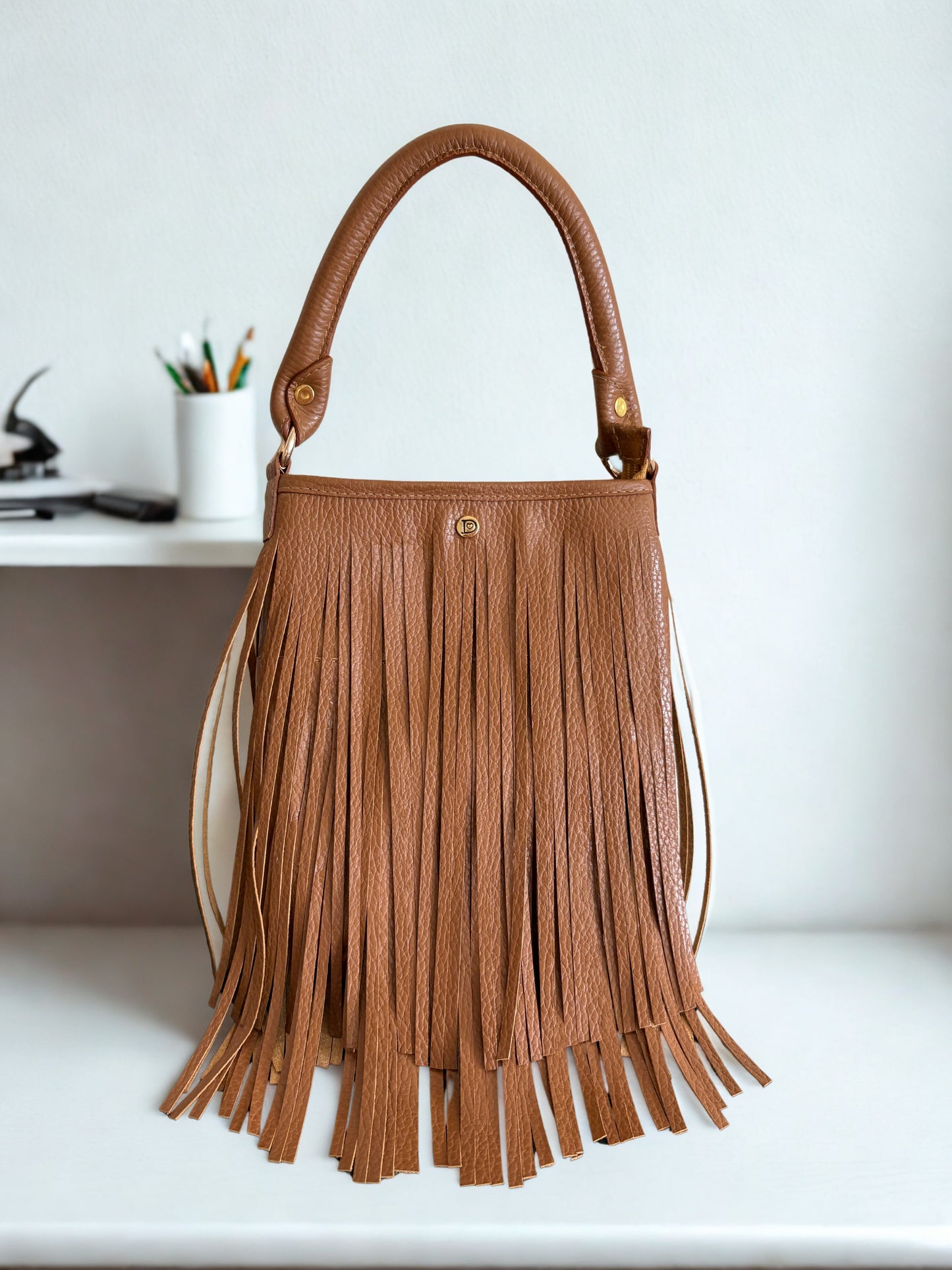 Bolso Flecos Petite Miel Canela: Boho Chic en su Máxima Expresión.